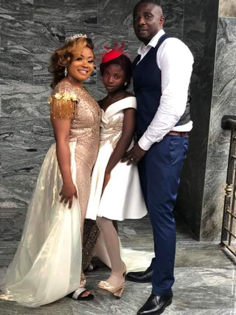 "When you feel the world is spinning against you remember my story"- Nigerian single mother writes as she weds 12 years after the birth of her daughter